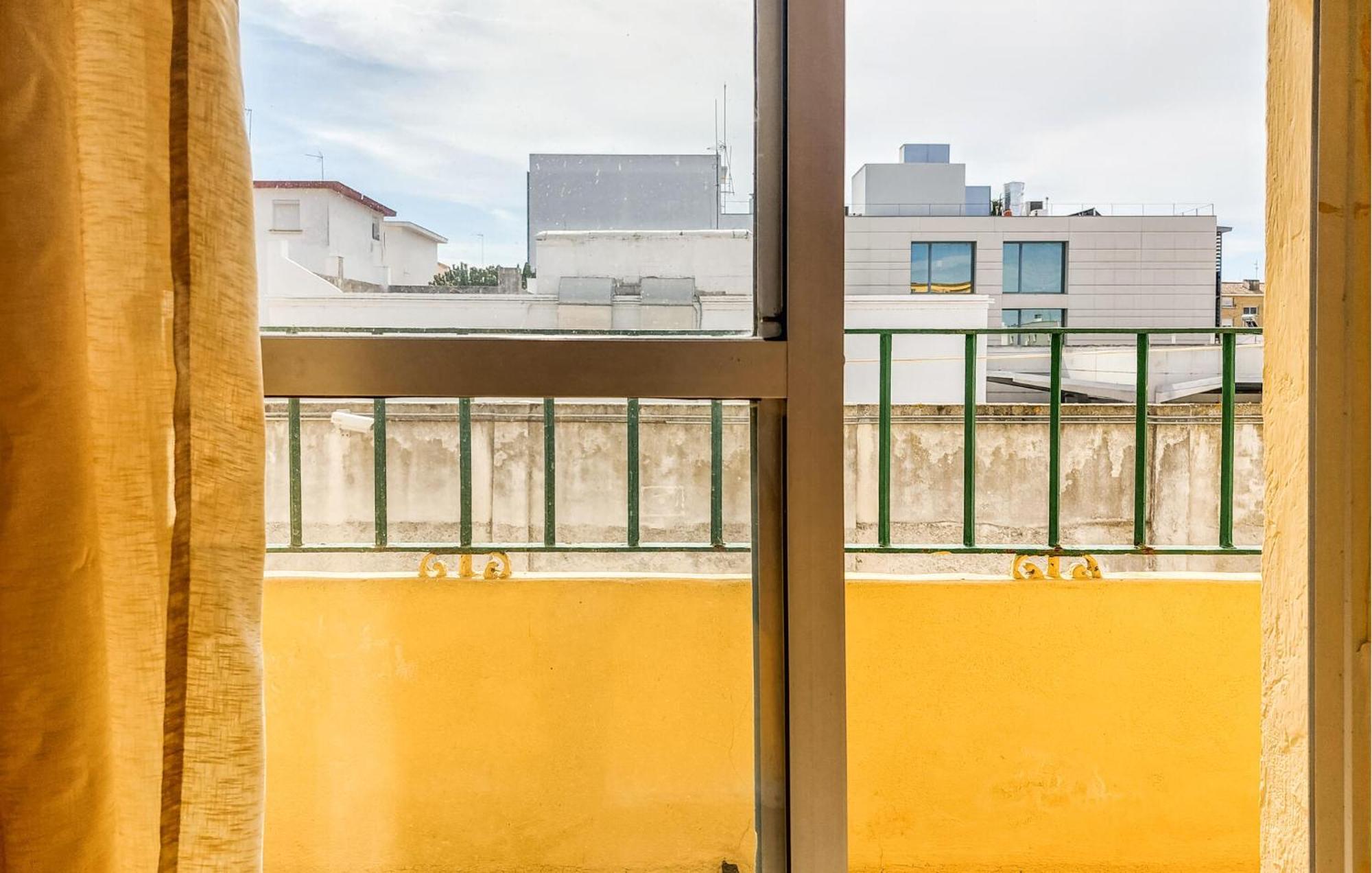 2 Bedroom Nice Apartment In Puerto Real Esterno foto